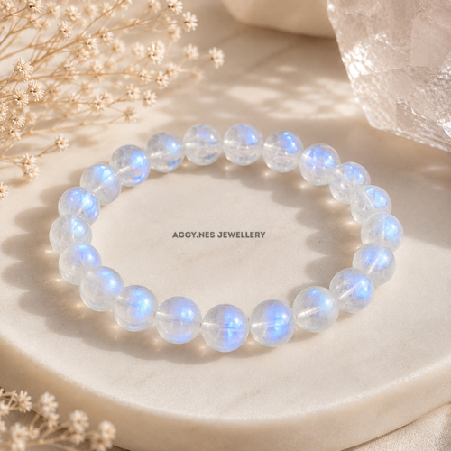 Moonstone Benefits and Meaning: Intuition & Clarity