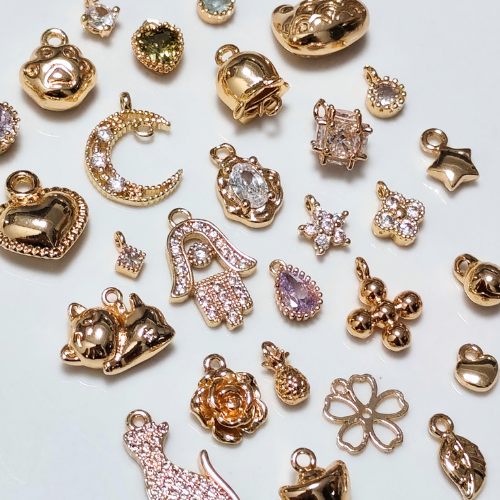 14K Gold - Dangling Charm