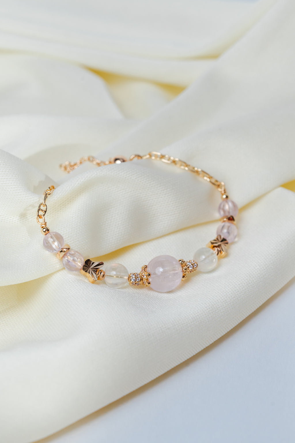 Lunea Bracelet - Madagascar Moonstone & Kunzite