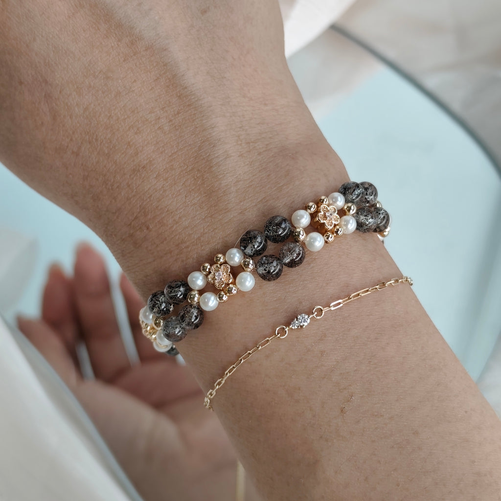 Black Strawberry Quartz x Pearls - Hana Series Bracelet 3-in-1 Mechanism 14K Gold