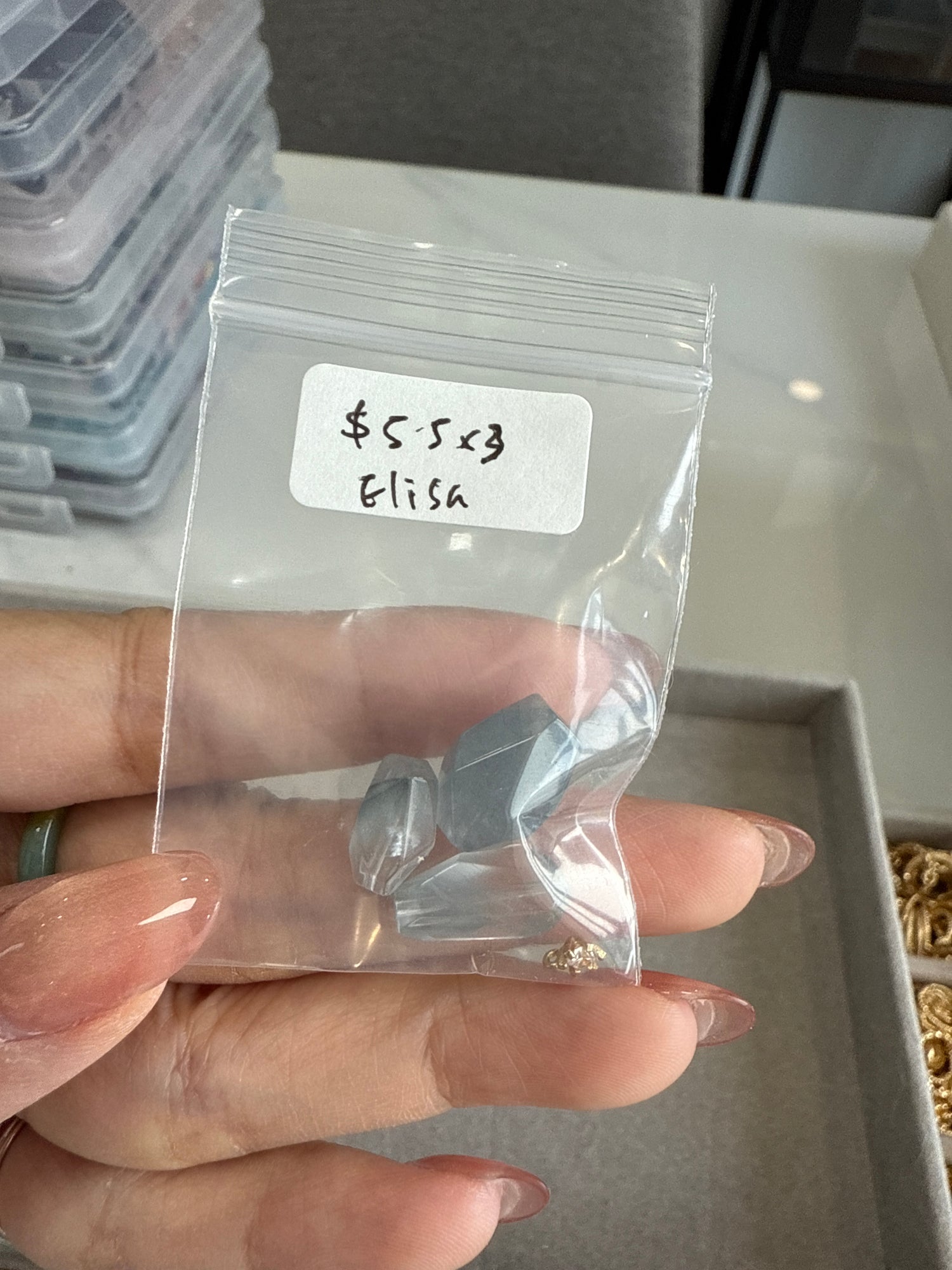 (26 jul beads claim) Elisa