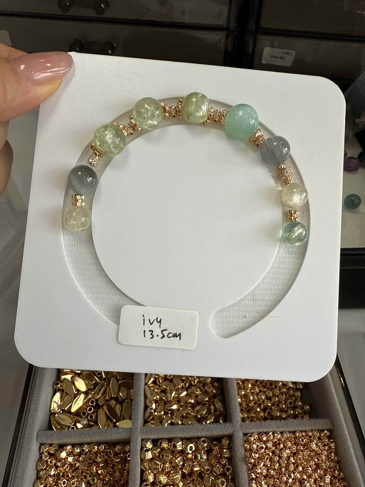 (6 Dec Customisation) Ivy