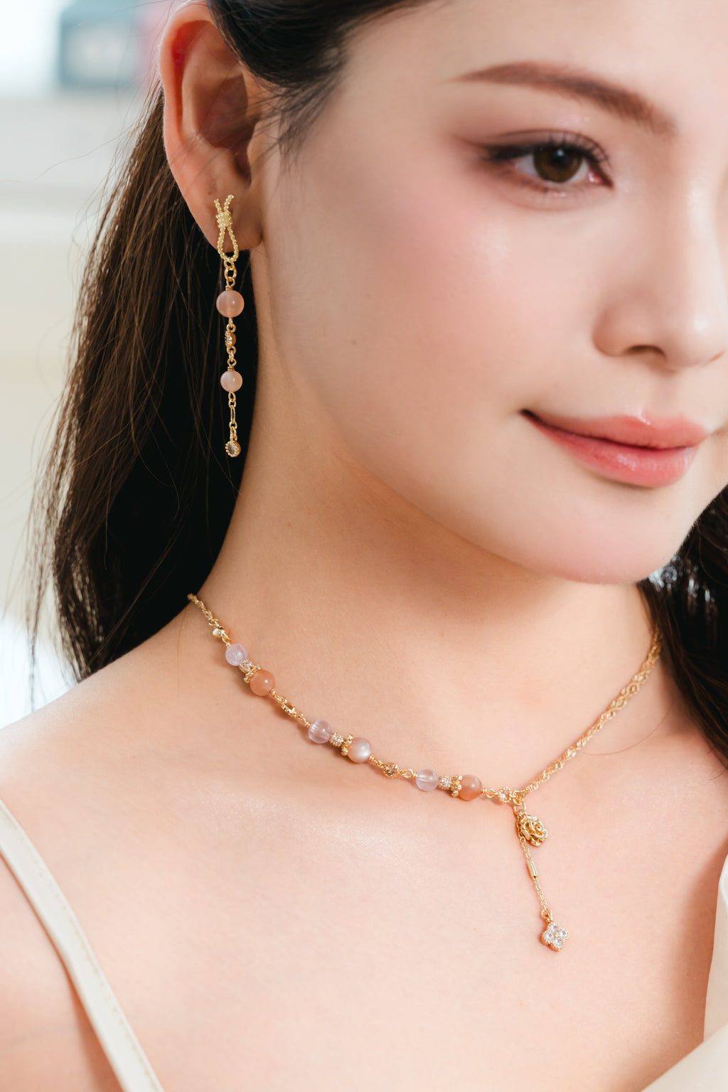 Unfurl Necklace - Peach Moonstone & Kunzite