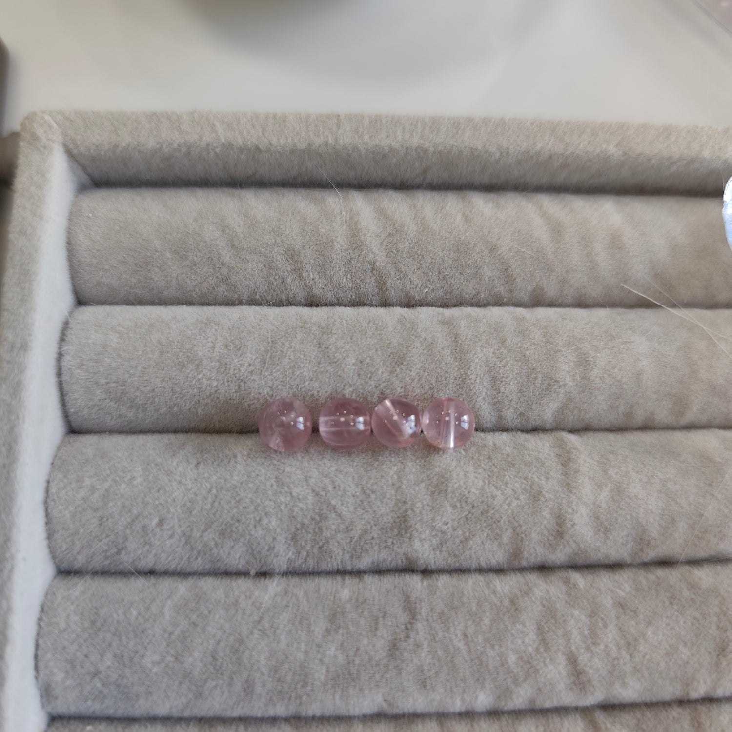 (1 & 3 Oct Beads Claim Live) Clara