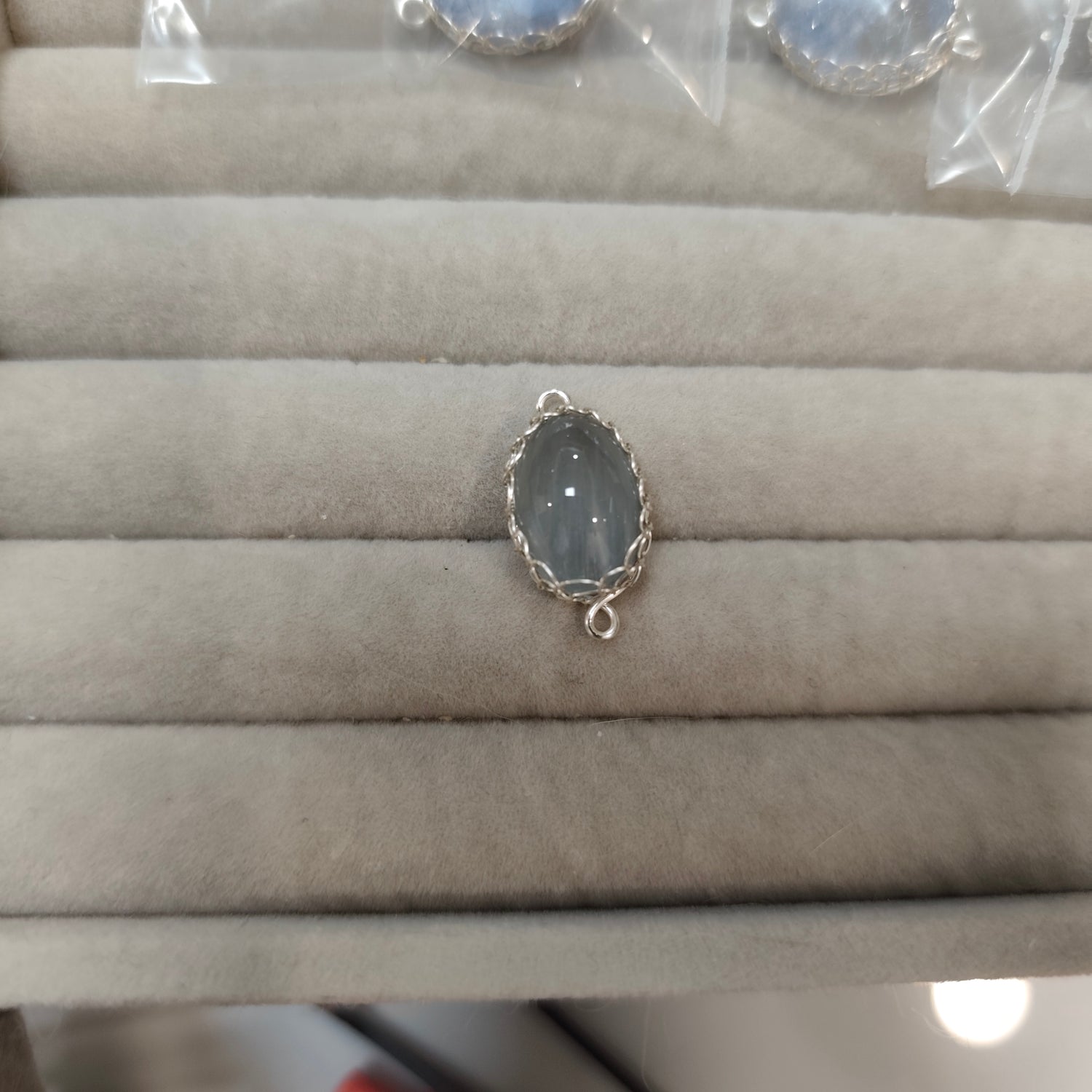 (11 Sep Beads Claim Live) Elisa