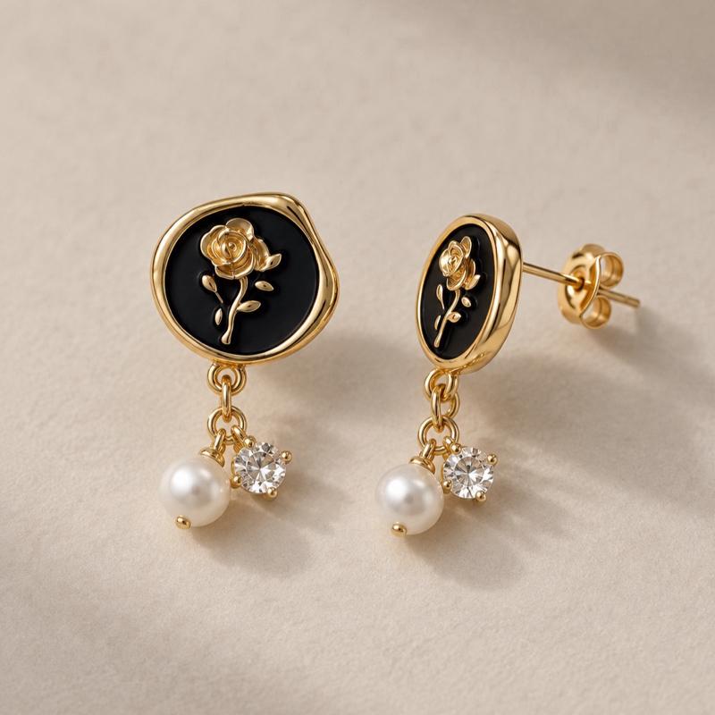 ROSÉ Pearly Earring (Stud)