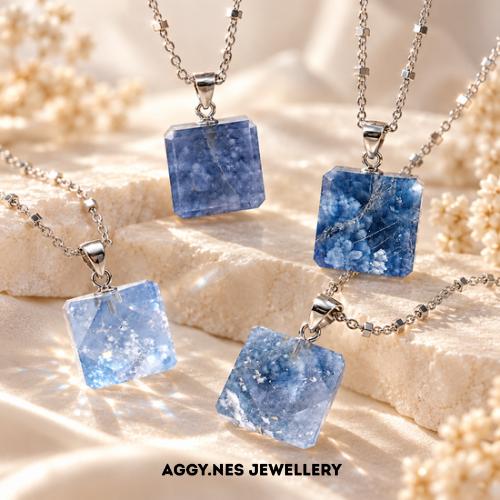 [AGGY] Dumortierite Cube Scenic Necklace
