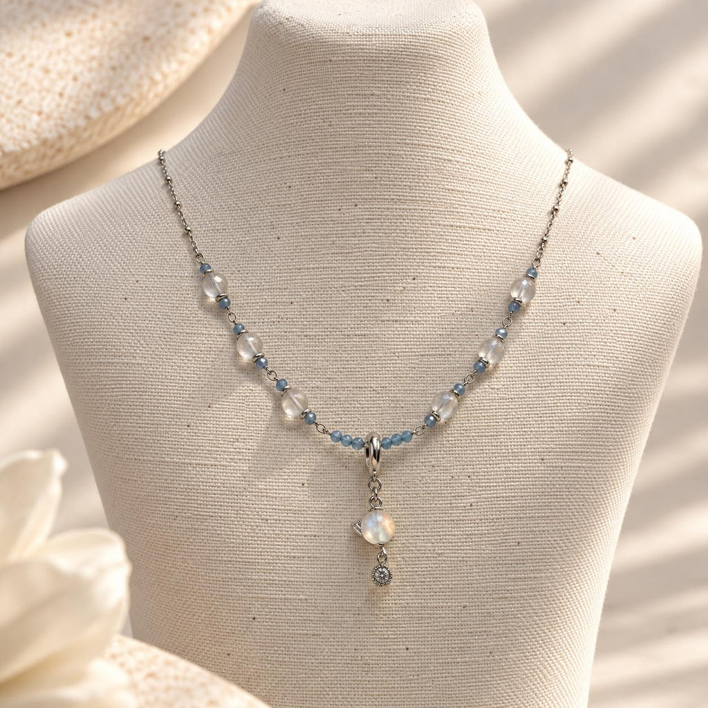 [AGGY] Entwelle Necklace | Devil Aquamarine, Madagascar Moonstone